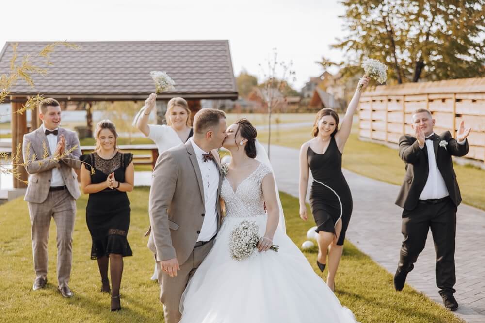 Can you wear black to a wedding