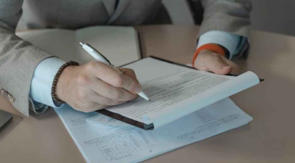 What Lenders Usually Ask for When Reviewing Employment History